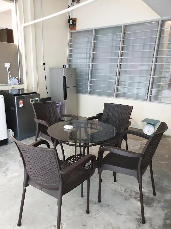 Suphan Midlands 2 Homestay Holiday home George Town
